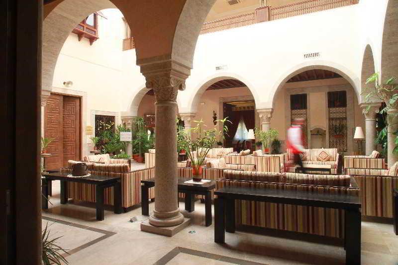 Borj Dhiafa Otel Safakes Dış mekan fotoğraf