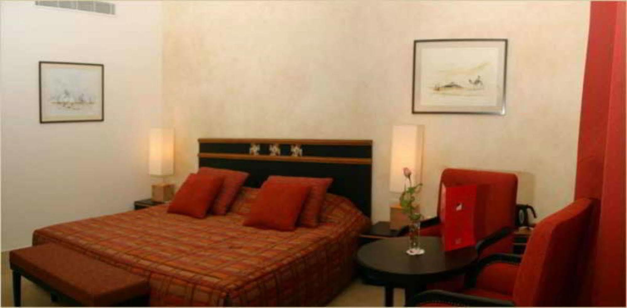 Borj Dhiafa Otel Safakes Oda fotoğraf